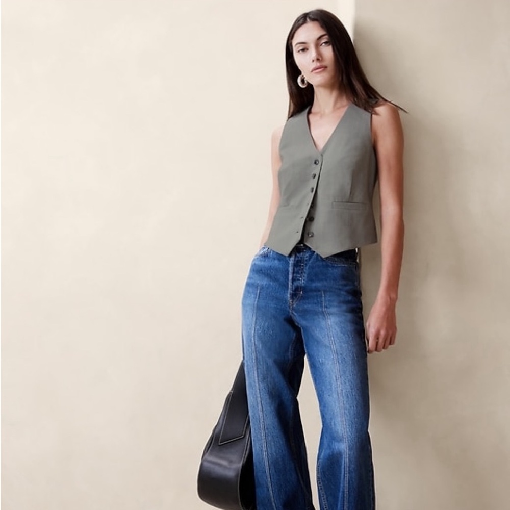 NWT Banana Republic Siena Italian Wool Vest - Gray 18